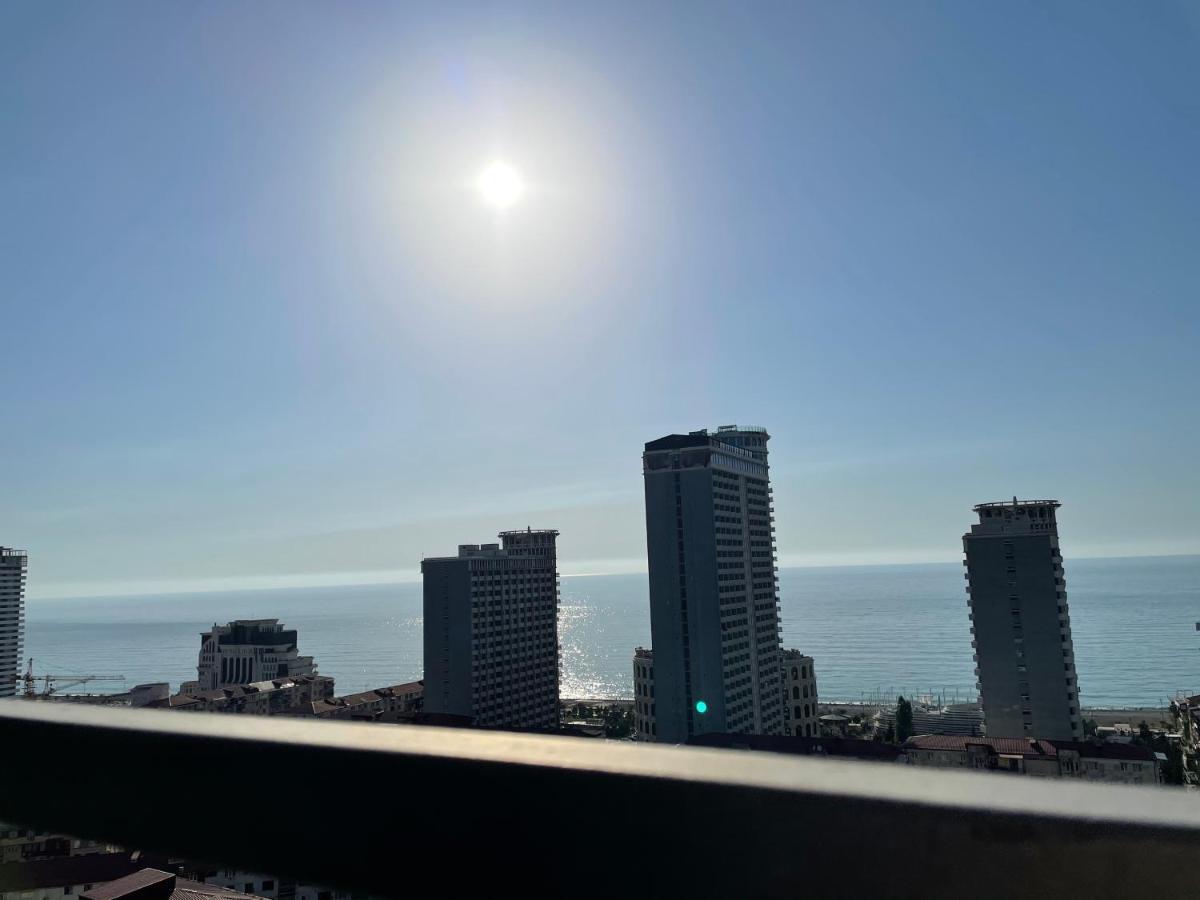 Апартаменты Batumi Real Lux Экстерьер фото