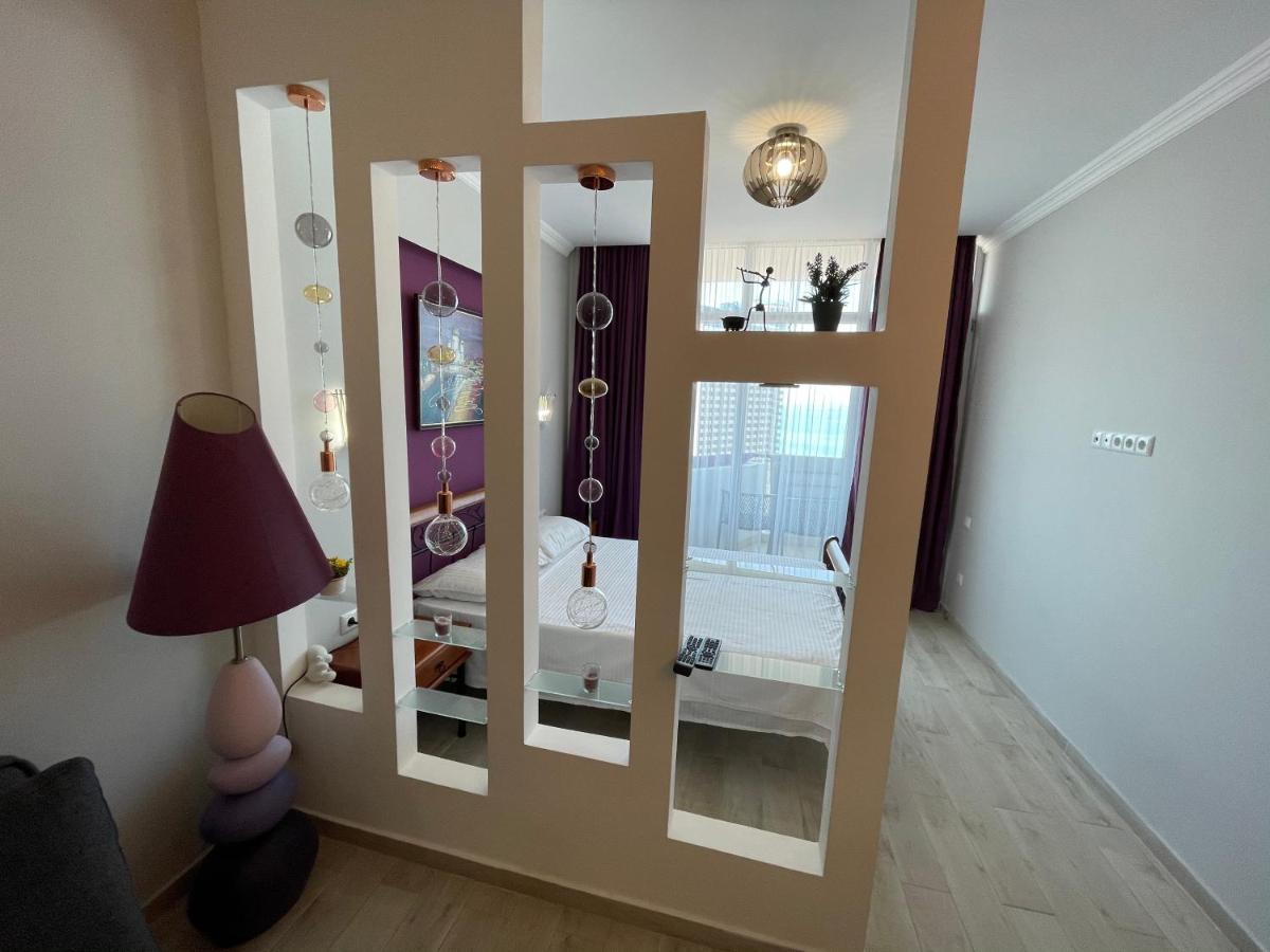 Апартаменты Batumi Real Lux Экстерьер фото
