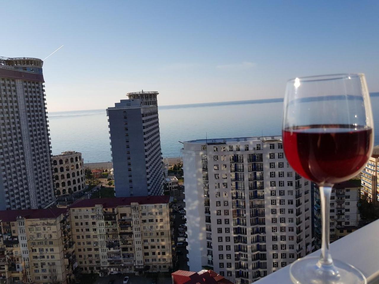 Апартаменты Batumi Real Lux Экстерьер фото